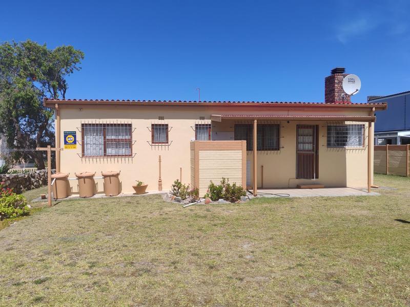 3 Bedroom Property for Sale in Sandbaai Western Cape